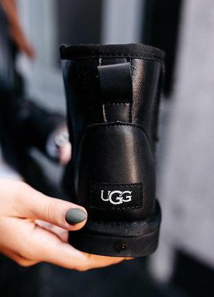 Кожаные зимние сапоги ugg mini leather black с мехом овчины /осень/зима/весна😍4 фото