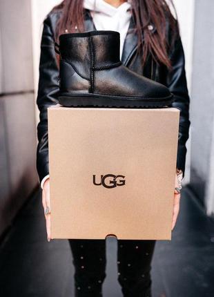 Кожаные зимние сапоги ugg mini leather black с мехом овчины /осень/зима/весна😍8 фото