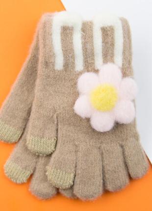 Перчатки для детей 4 - 6 лет для сенсорного телефона с цветочком (арт. 22-25-49) бежевый