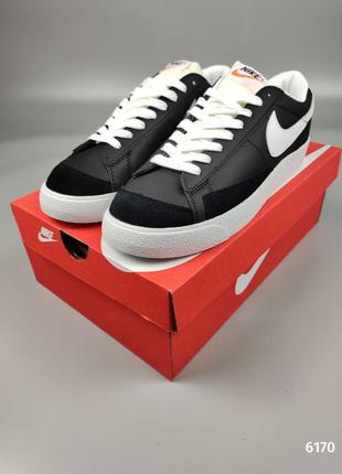 Nike blazer low vintage black