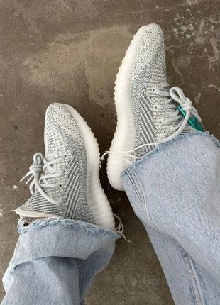 Женские кроссовки adidas yeezy boost 350 v2 cloud white 36-37-40-415 фото