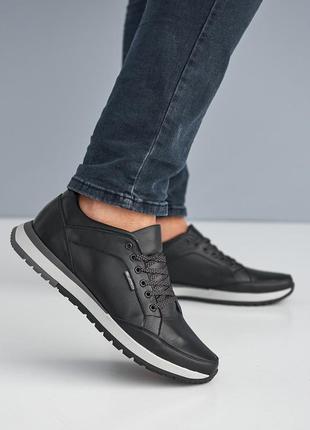 Качественные мужские кожаные кроссовки весна/осень черные