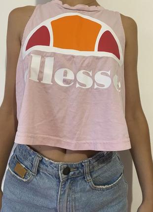 Топ от ellesse