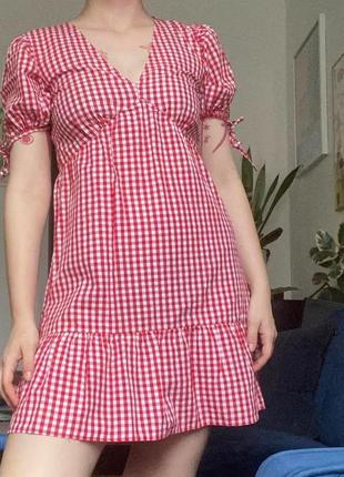 Ярусное свободное платье с короткими рукавами фонариками на завязках4 фото
