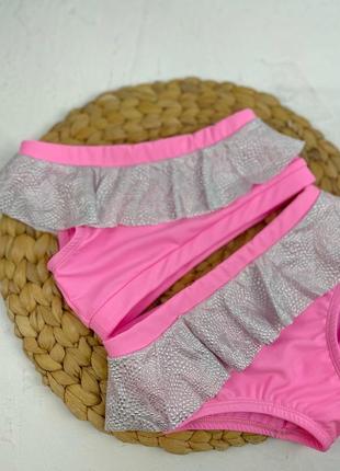 Купальник раздельный розовый для девочек топ и трусики с стеной рюшей4 фото