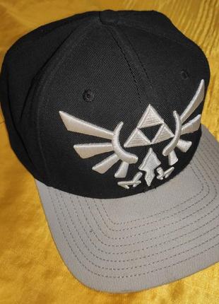 Стильная фирменная кепка бейсболка zelda - hyrule logo snapback.

с-хл.