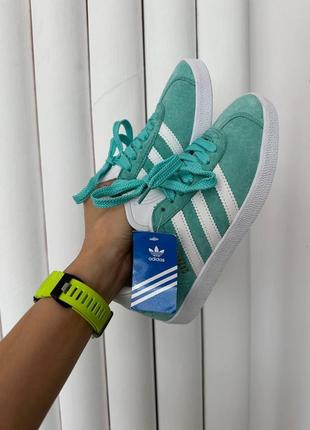 Женские кроссовки adidas gazelle mint white 36-37-389 фото