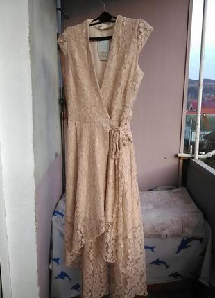 Шикарне гіпюрову сукню на запах4 фото