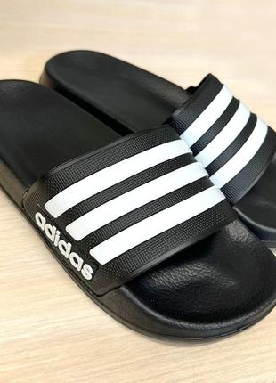 Жіночі шльопанці чорні. 38