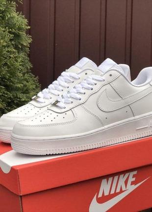 Женские белые кроссовки nike air force, женские стильные кроссовки под джинсы, модные кроссовки для девочек