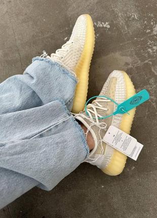 Женские кроссовки adidas yeezy boost 350 v2 natural reflective 36-375 фото