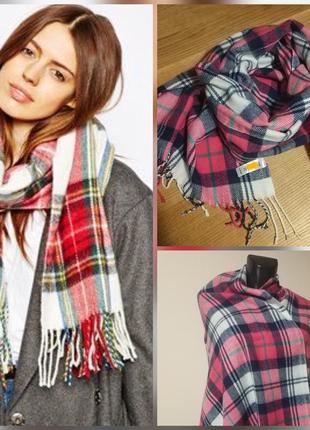 Фирменный стильный качественный шарф в клетку.