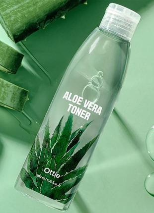 Успокаивающий тонер с тремя видами алоэ ottie aloe vera toner, 200 мл1 фото