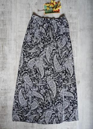 Длинная юбка с разрезами