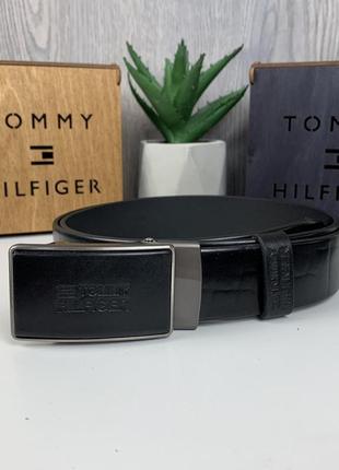 Мужской кожаный ремень автомат черный в стиле tommy hilfiger1 фото