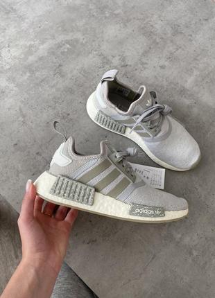 Кроссовки серое adidas / серые кроссовки адидас