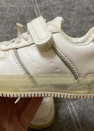 Детские кроссовки 2