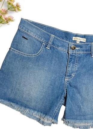 Короткие джинсовые шорты 30