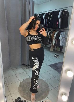 Летний костюм в стиле moachino