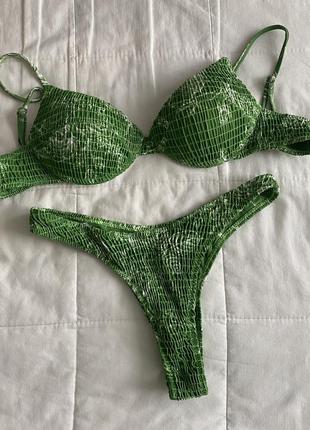 Купальник бикини плавки и лиф зеленый2 фото