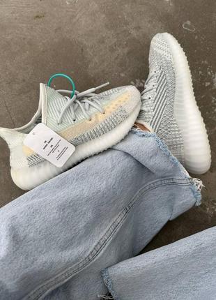 Женские кроссовки adidas yeezy boost 350 v2 cloud white 36-37