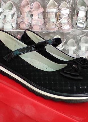 Школьные туфли для девочки черные замшевые на платформе4 фото