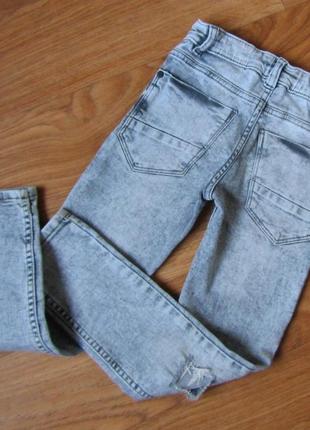Моднячие джинсы next на 7 лет3 фото