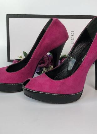 Женские розовые замшевые туфли2 фото