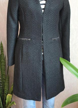 Черное классическое пальто mango с 36 размер манго7 фото