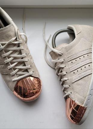 Жіночі кросівки 
adidas superstar