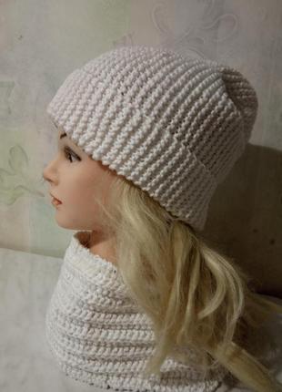 Стильная, теплая, зимняя, вязанная шапочка бини.3 фото