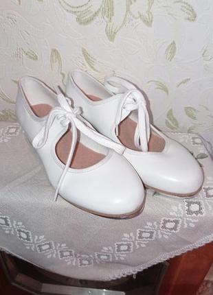 Туфли для танцев с набойками  bloch2 фото