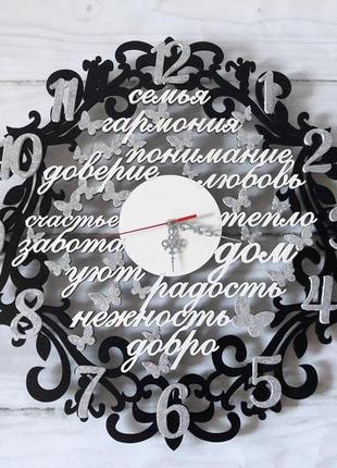 Часы деревянные,настенные с декором из слов 50 см.5 фото