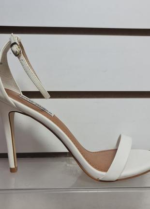 Женские туфли steve madden кожа 41р. 9t32