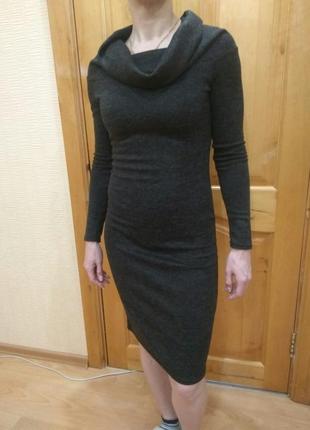 Теплое платье футляр с хомутом2 фото