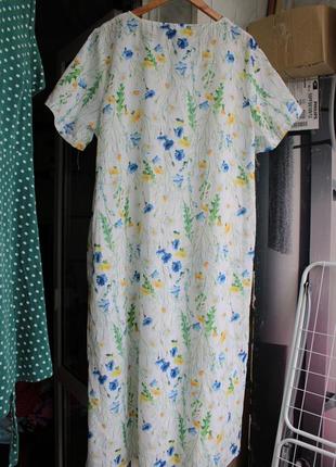 Лёгкое платье-миди с цветочным принтом8 фото
