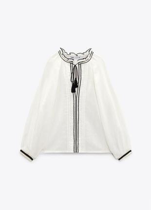 Блуза zara с декоративной плиссировкой и вышивкой