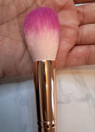 Пензлик для хайлайтеру spectrum a04 tapered finisher makeup brush3 фото