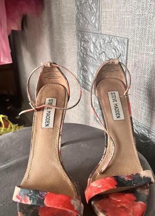 Босоножки steve madden