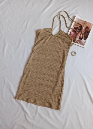 Бежевое платье мини с завязками на шее/холтер5 фото