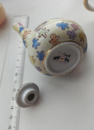 Винтажный чайник-миниатюра