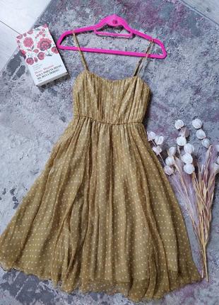 Нежное шелковое платье на бретельках в горошек traffic people(размер 34-36)