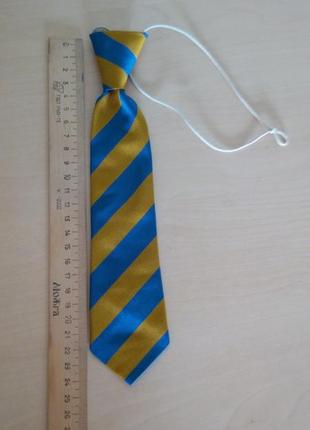 Краватка для хлопчика в національних кольорах україни2 фото