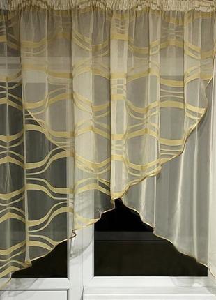 Тюль на кухню золотистого цвета