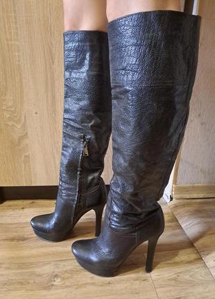 Отличные итальянские кожаные высокие сапоги /размер 381 фото