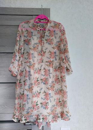 Бежевое шифоновое платье миди в цветочный принт🌸свободный крой pigalle(размер 40-42)
