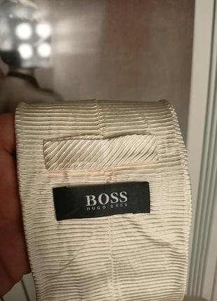Молочный галстук boss