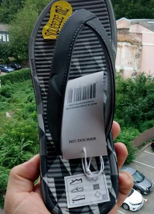 Женские шлепанцы вьетнамки тапочки nike solarsoft thong sl
431870-0023 фото