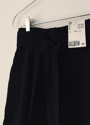 Стильная юбка с поясом  h&m черная юбка-тюльпан с высокой талией8 фото