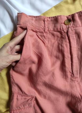 Легкие брюки джоггеры розовые спортивные брюки с карманами низ на манжете2 фото